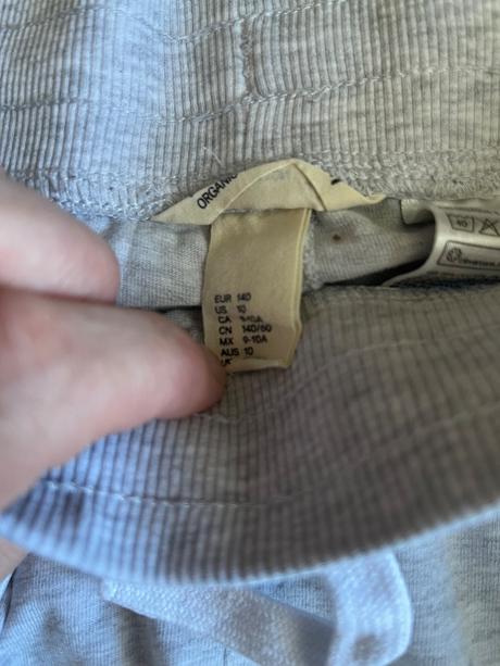 Tenké teplaky č.128, 2x č.140, h&m,128