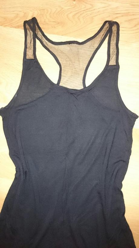 Cierny elasticky top, m