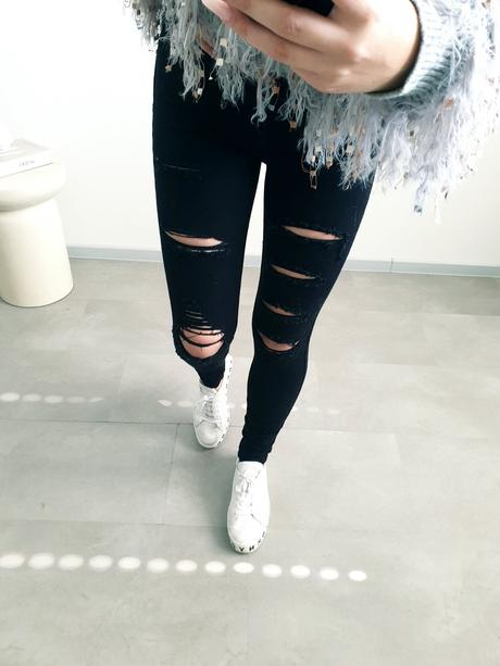 Čierne trhané rifle s, h&m,s