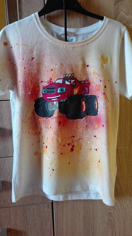 Maľované a frkané, prskané tričko/body, <50 - 188