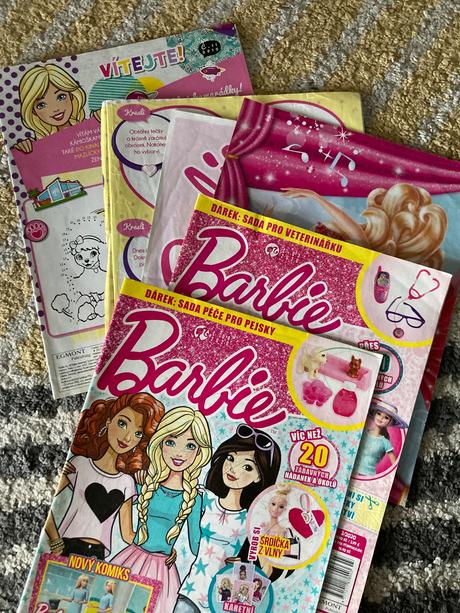 Barbie časopisy a plagáty, 
