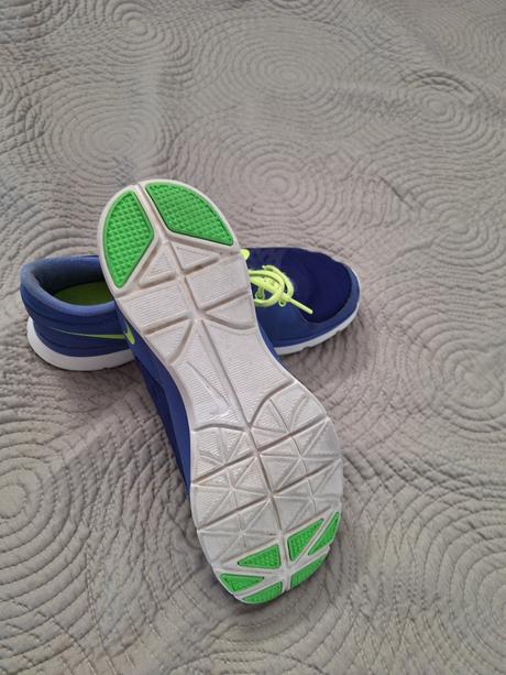 Nike tenisky ľahké, nike,42