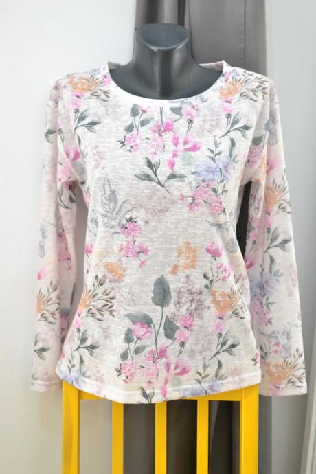 Kvetovaný svetrík s, house,s