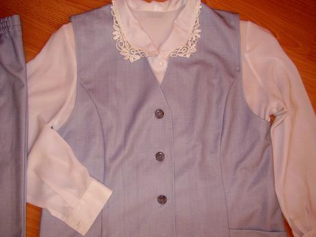 Kostym s bluzkou9, xl
