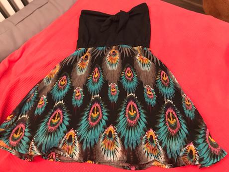 Šaty krátke bez ramienok, xs