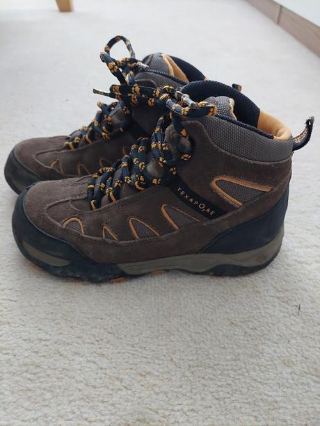 Turistická obuv, jack wolfskin,32