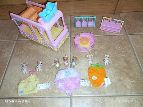 Baby born autobus a bábätká, 