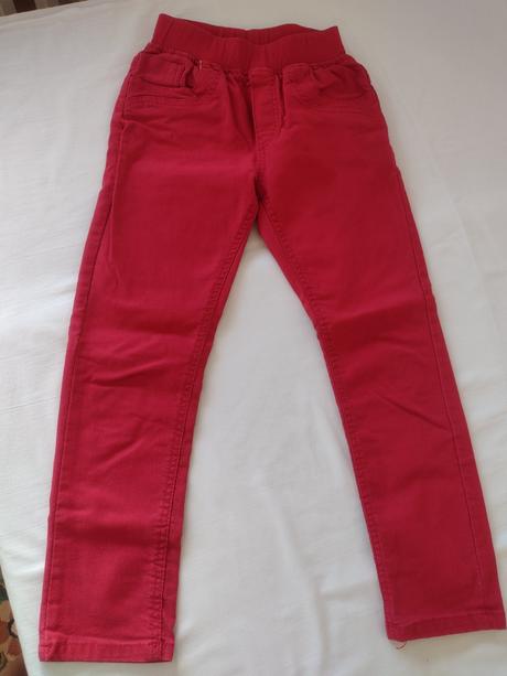 Červené nohavice, 122