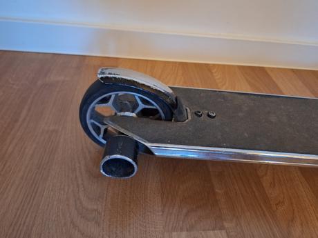 Freestylová kolobežka,