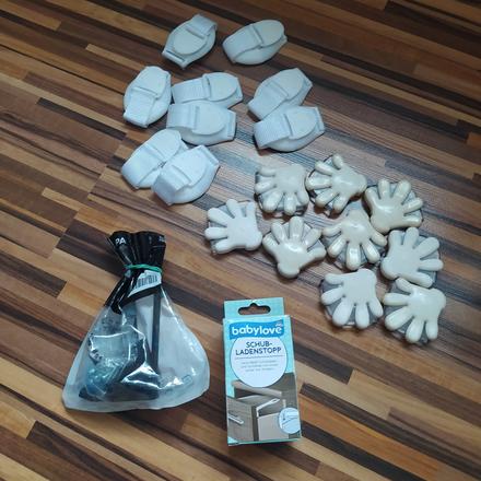 Bezpečnostné detské poistky prvky rohy lepky,