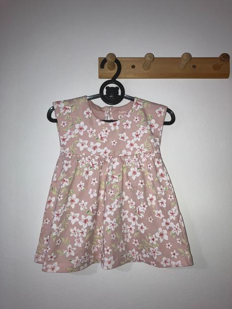 Letné šaty, c&a,62