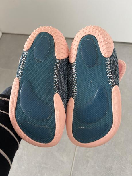 Obuv k vode, coqui,25