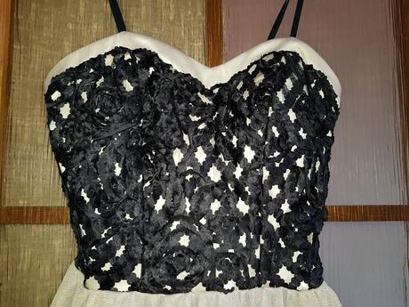 Krátke spoločenské šaty veľkosť s, s