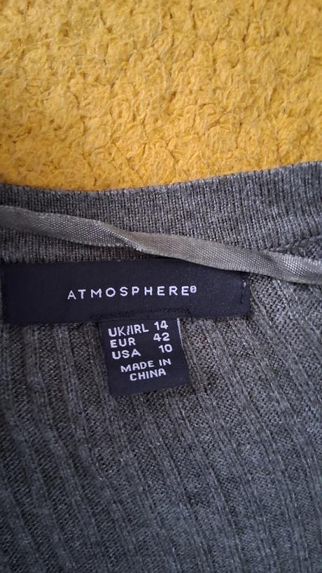 Kardigan 42, atmosphere,42