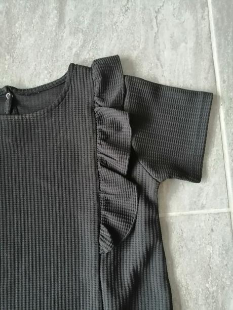 Čierne šaty lindex s vafľovou štruktúrou vs, lindex,s