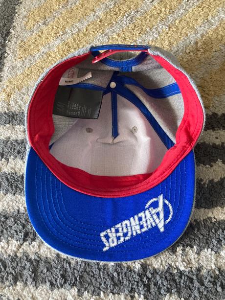 Šiltovka avengers 134/140, h&m,134