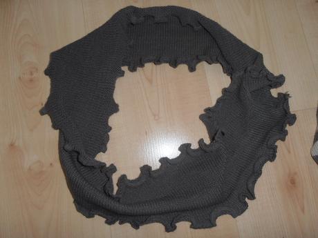 Predĺžený pulóver so šálom, 140