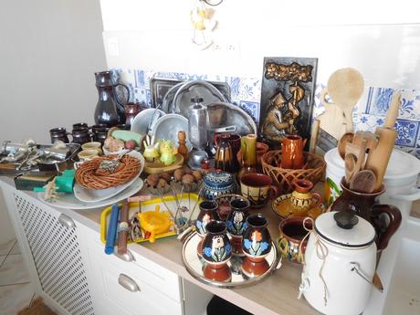 Smalt, keramika, prútené,mlynčeky,,