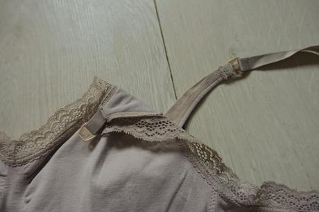 Podprsenka na kojenie h&m č.m, 80,b