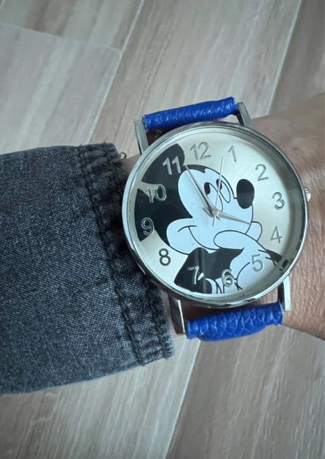 Hodinky mickey,