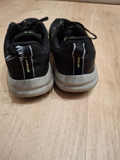 Under armour botasky na telocvik, under armour,39