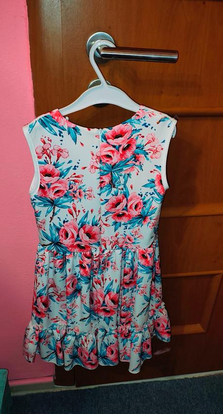 Nové spoločenské šaty veľ.140, disney,140