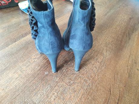Prechdne cizmicky - top stav, 38