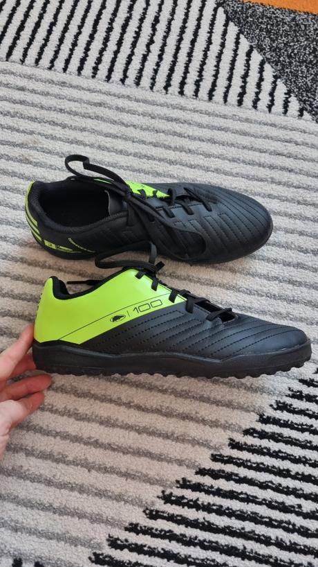 Turfy futbalove + kopačky, kipsta,36