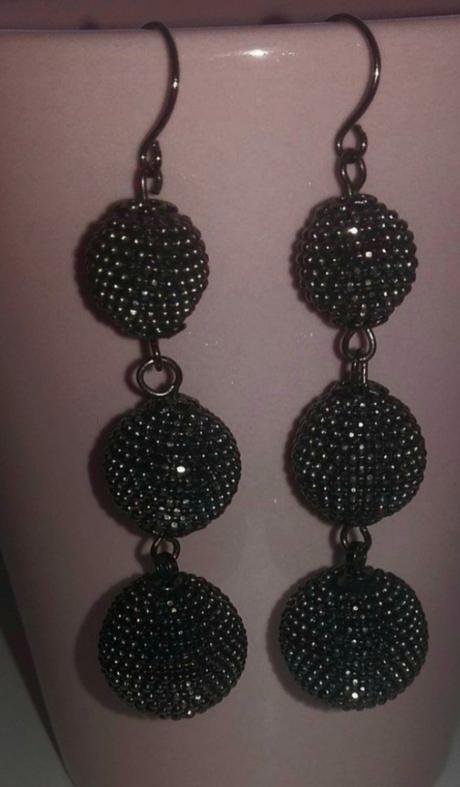 Luxusná náušnice, 