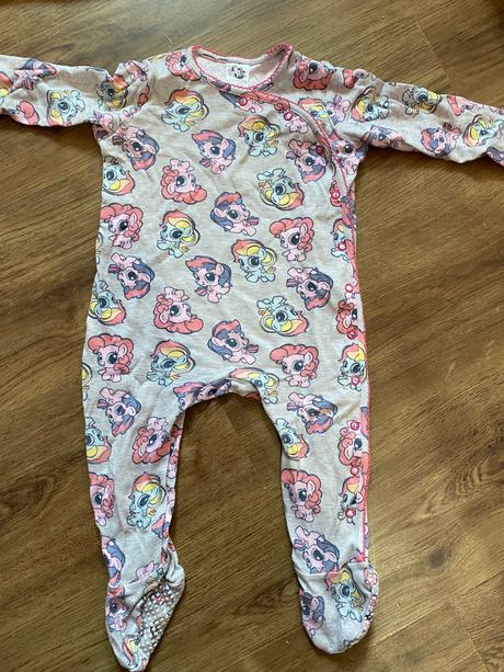 Pyzamko s konikmi, disney,80