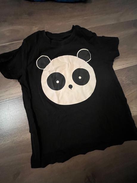 Lemur tričko panda, 116