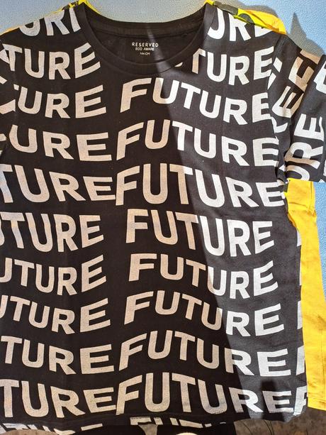 Letné tričká, 152