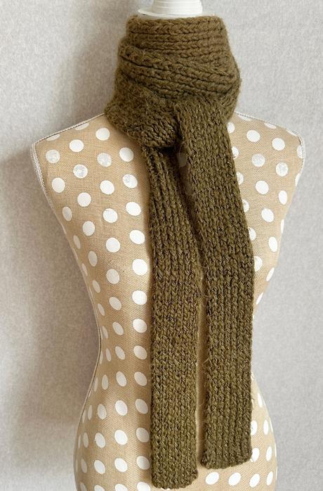 Štýlový vlnený šál v olivovej zelenej, xl