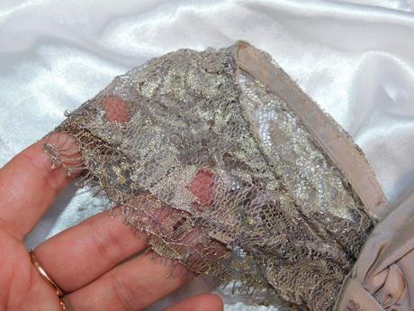 Kvalitne slavnostne saty, 38