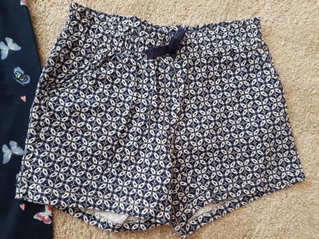 Šortky, h&m,116