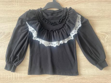 Nádherne tricko, 98