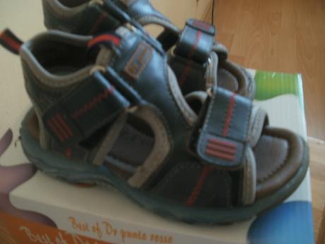 Pekné sandálky, dr.punto,27