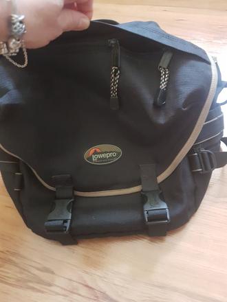 Velká taška/brašňa/organizér zn.lowepro,