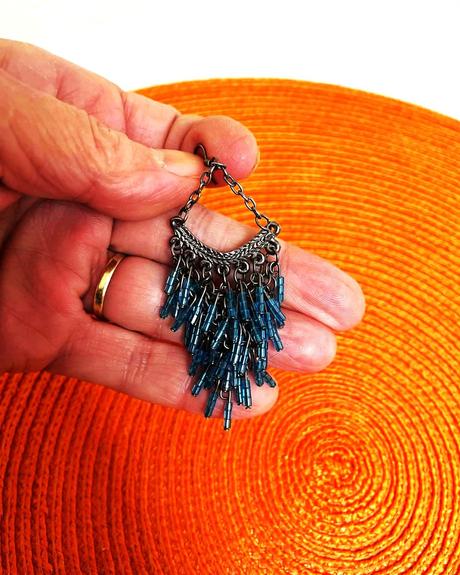 Extravagantné visiace korálková náušnice, 