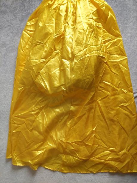 Snehulienka karnevalový kostým veľ.m-l,