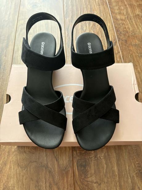 Predám nádherné sandále, 39, ako nové, graceland,38