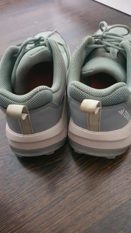 Turisticke topanky, adidas,36