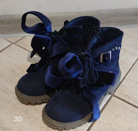 Topanky kotnikové, 30