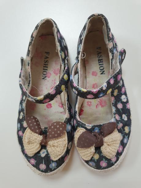 Sandálky s mašličkou, 27