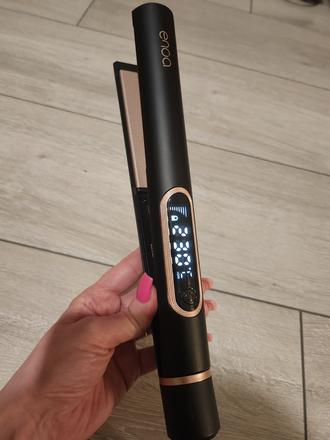 Žehlička na vlasy enoa, 