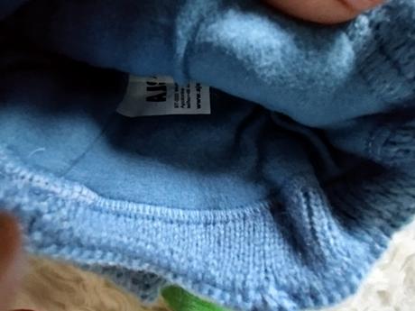 Set čapica a šál, 74