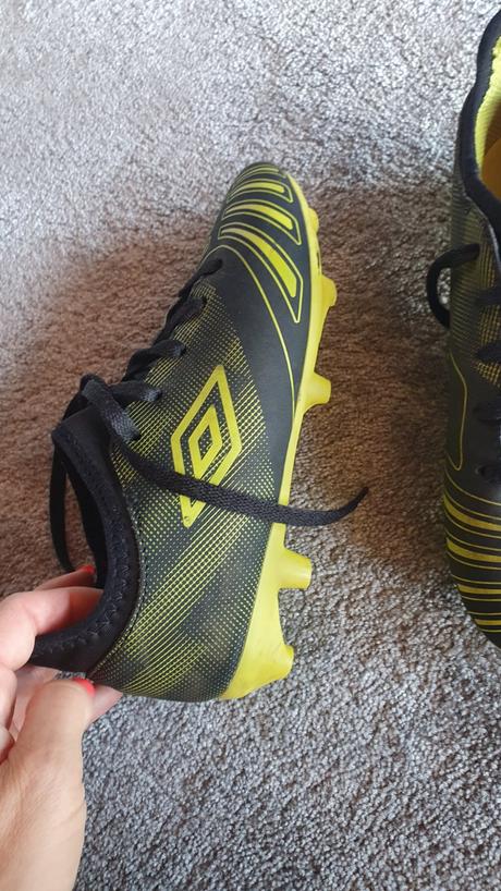 Kopačky umbro 34, 34