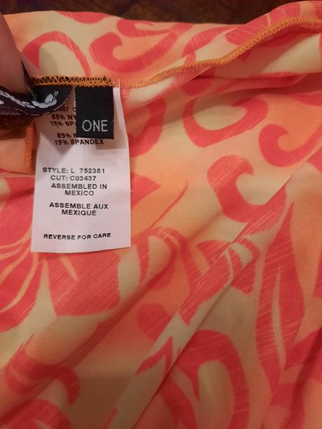 Top, suknička na plávky,