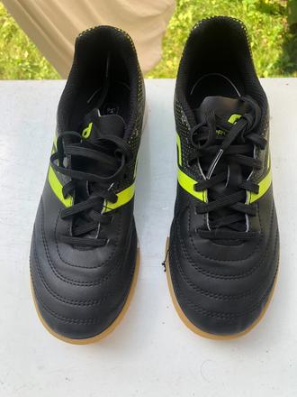 Predám tenisky na telesnú, 34