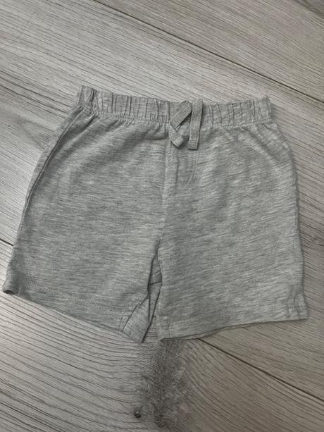 Balík krátkych nohavíc, f&f,80